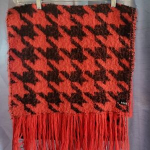 DKNY BLANKET SCARF